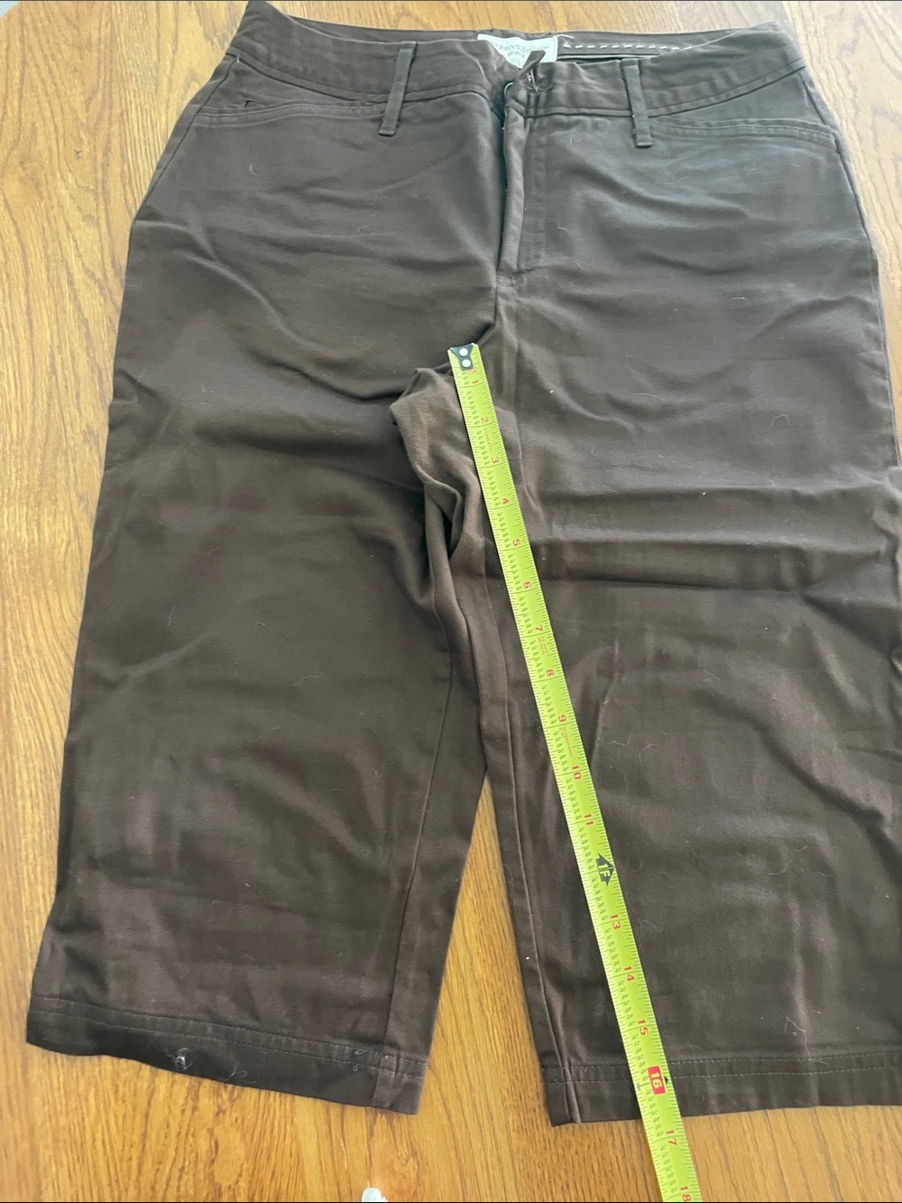 St. John’s Bay Women’s Brown Capris